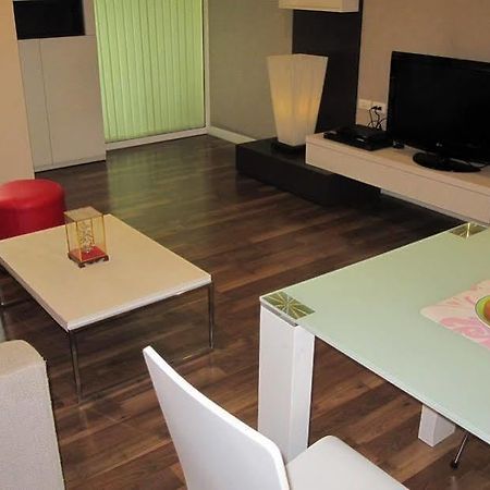 The Room @Sukhumvit79 Bangkok Exterior photo