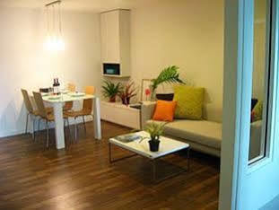 The Room @Sukhumvit79 Bangkok Exterior photo